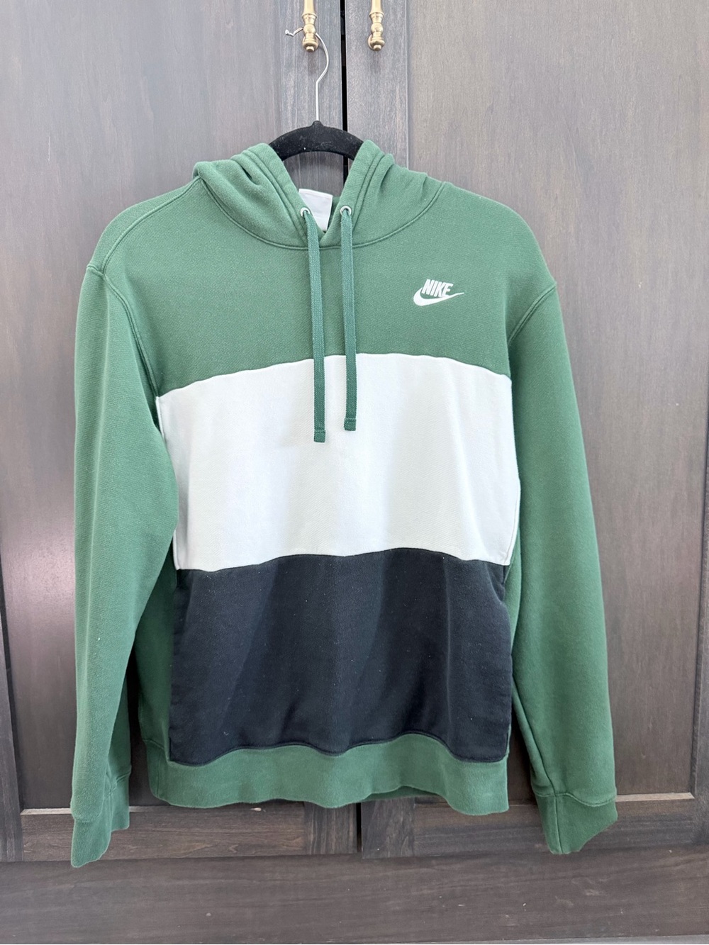 Nike Men’s Small Green, White & Black Colorblock Hoodie